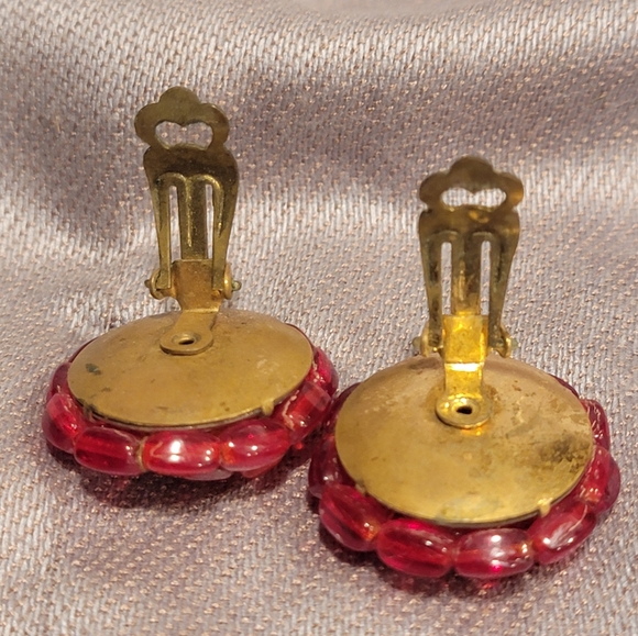 Made In Western Germany Vtg Clipon Earrings Gold Tone, Red Beaded Cluster Signed - Picture 8 of 11